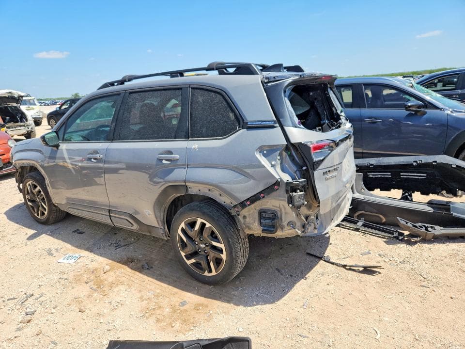 2025 SUBARU FORESTER LIMITED 2