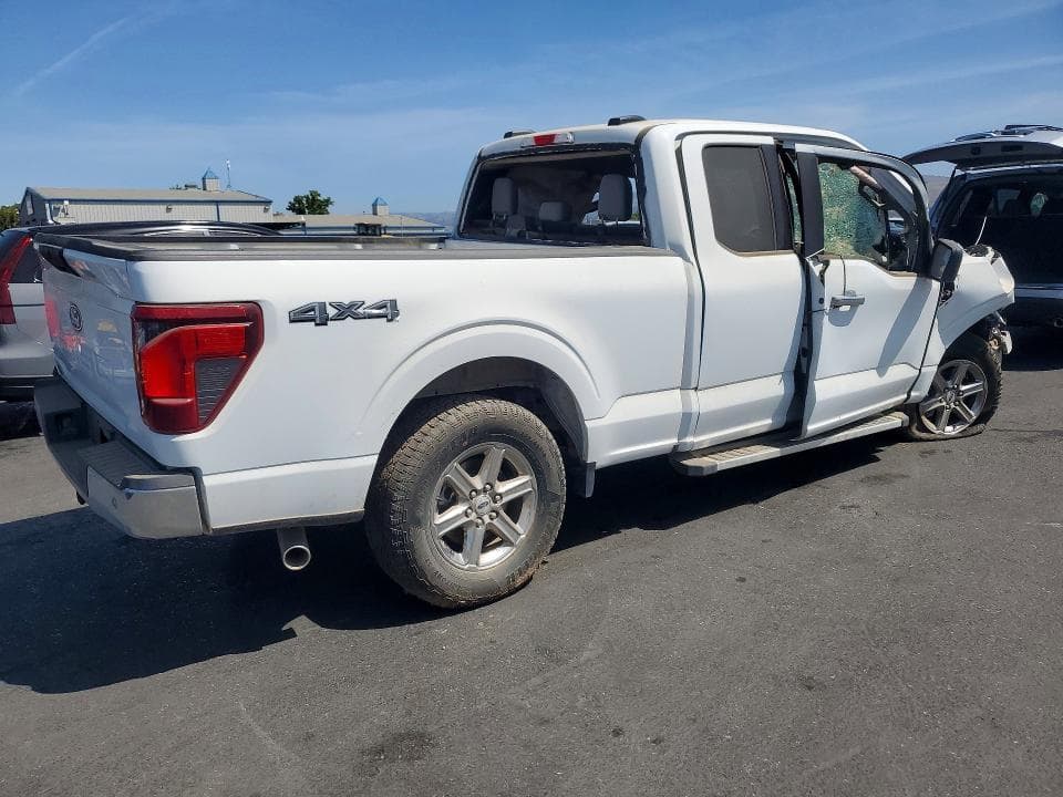 2025 FORD F150 3