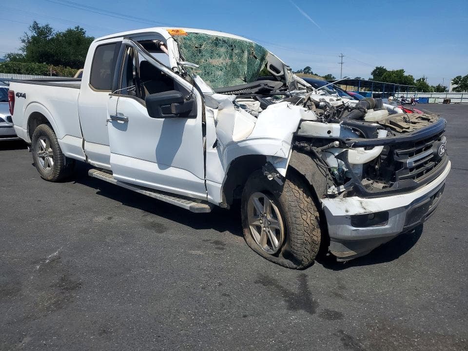 2025 FORD F150 4