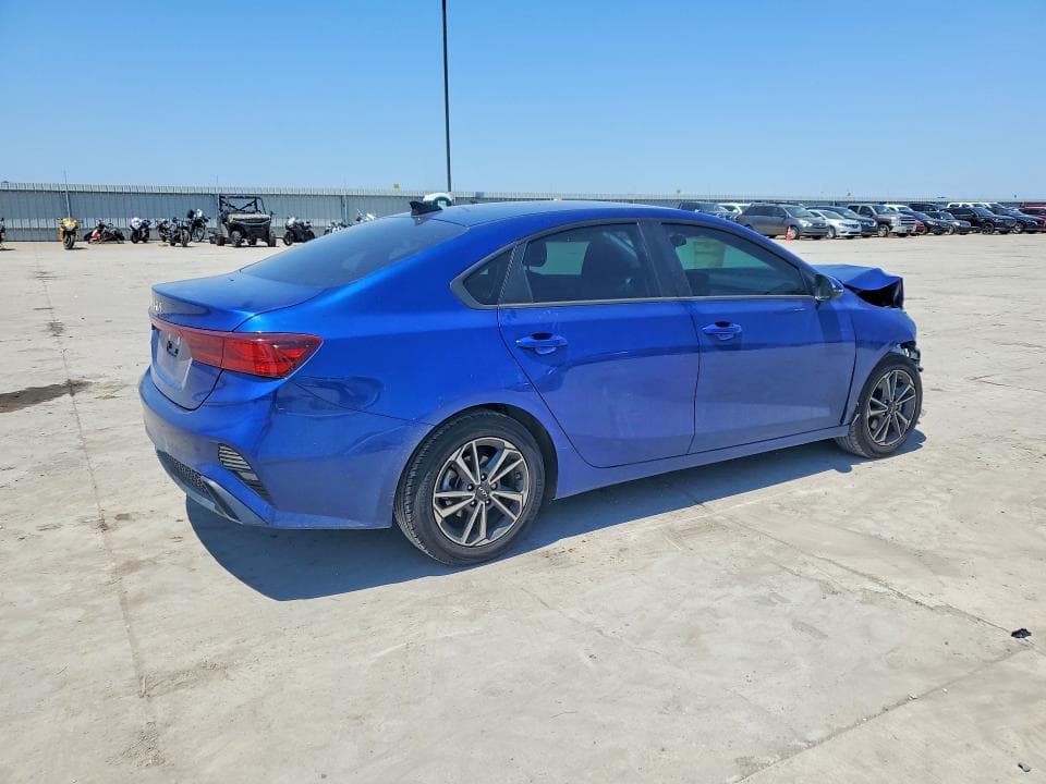 2023 KIA FORTE LXS 3