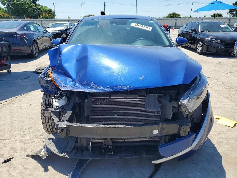 2023 KIA FORTE LXS 5