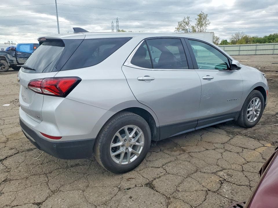 2022 CHEVROLET EQUINOX LT 3
