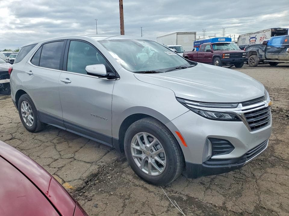 2022 CHEVROLET EQUINOX LT 4