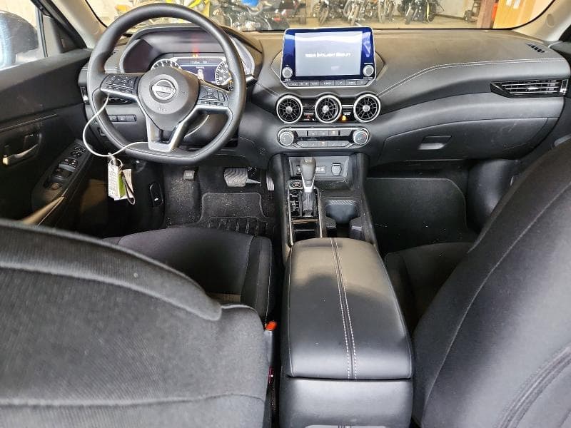 2025 NISSAN SENTRA SV 8