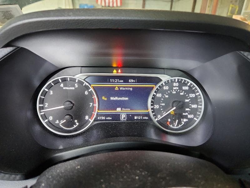 2025 NISSAN SENTRA SV 9