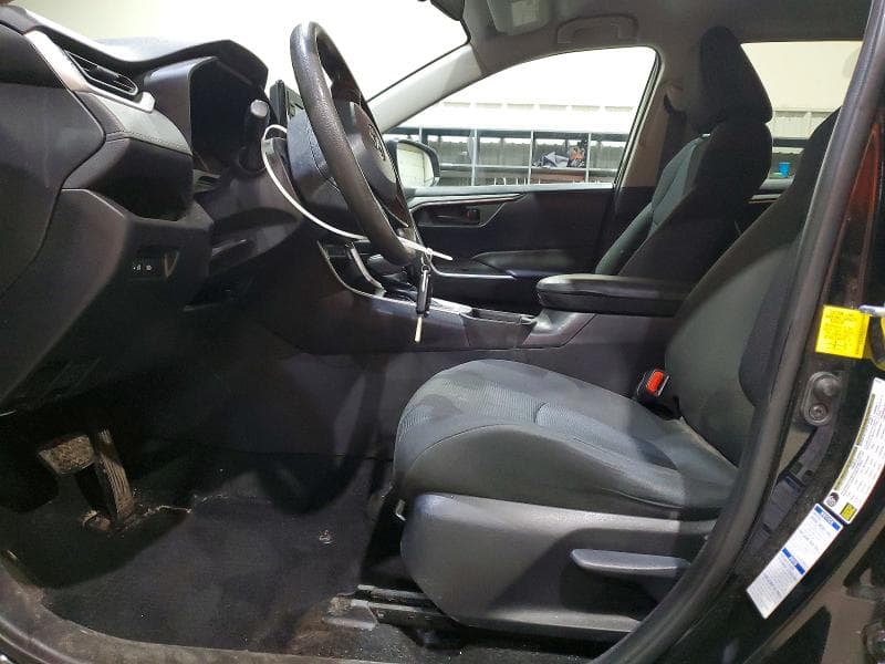 2021 TOYOTA RAV4 LE LE 7