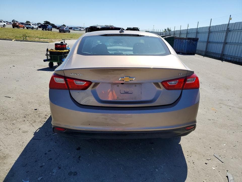 2018 CHEVROLET MALIBU LT LT 6