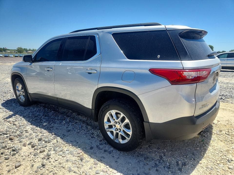 2020 CHEVROLET TRAVERSE LT 2