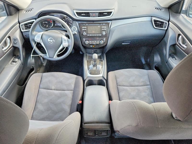 2016 NISSAN ROGUE SV 8