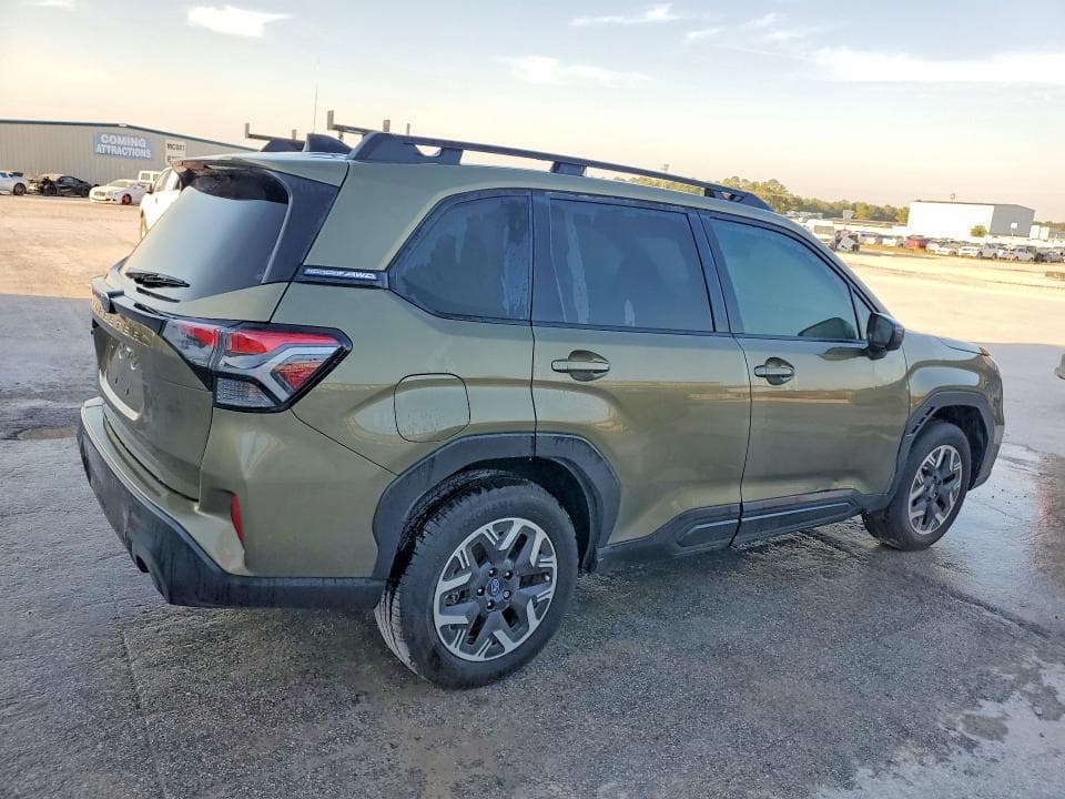 2026 SUBARU FORESTER PREMIUM PREMIUM 4