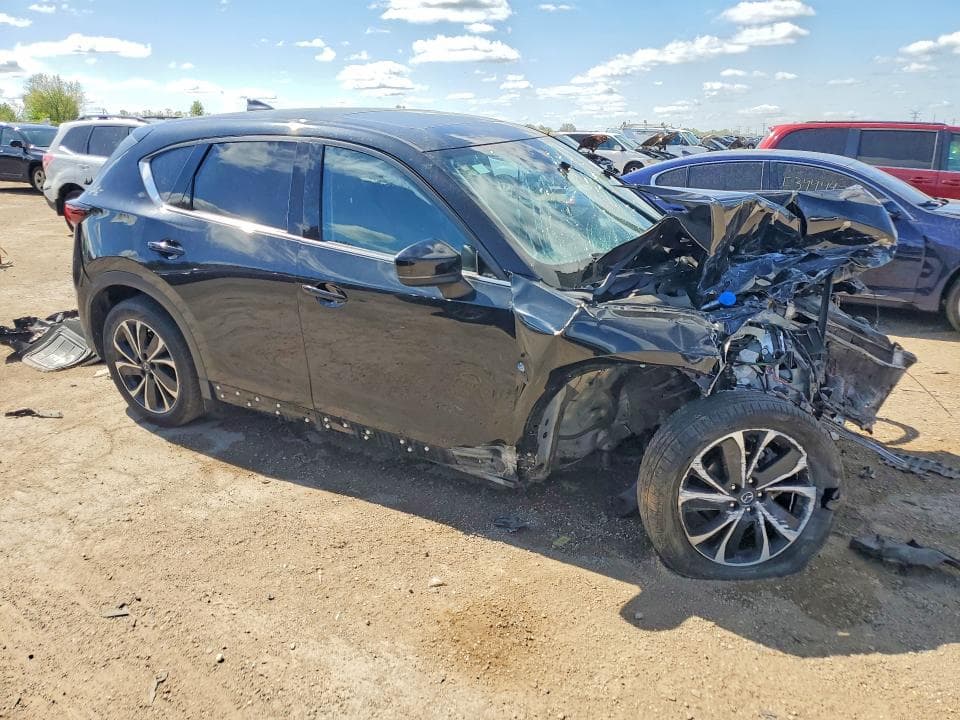 2023 MAZDA CX-5 PREMIUM 4