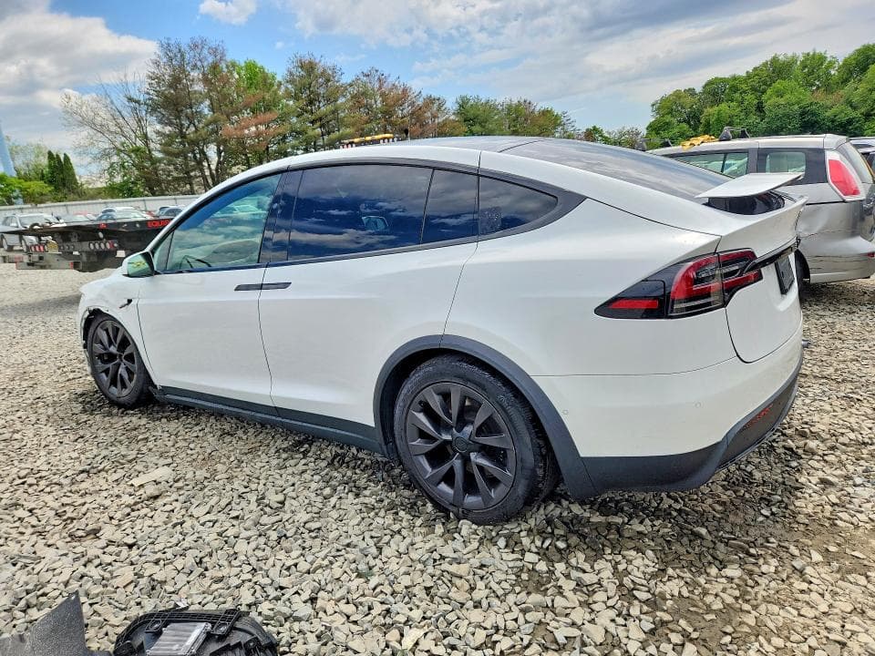 2023 TESLA MODEL X 2