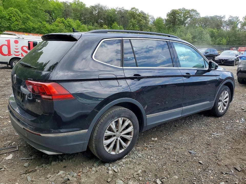 2018 VOLKSWAGEN TIGUAN SE SE 3