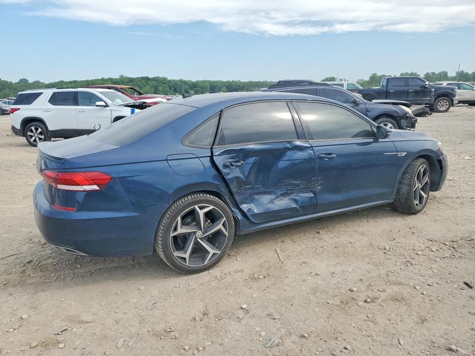 2020 VOLKSWAGEN PASSAT R-LINE 3