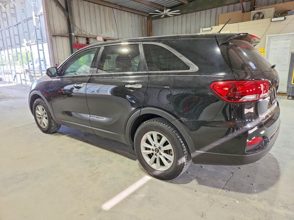 2020 KIA SORENTO LX 2