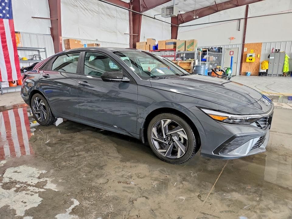 2025 HYUNDAI ELANTRA SEL SPORT SEL SPORT 4