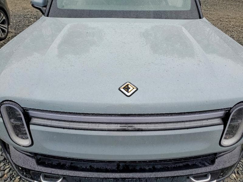 2025 RIVIAN R1S ADVENTURE ADVENTURE 11