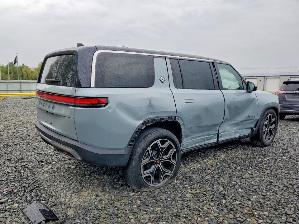 2025 RIVIAN R1S ADVENTURE ADVENTURE 3