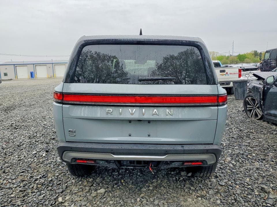 2025 RIVIAN R1S ADVENTURE ADVENTURE 6