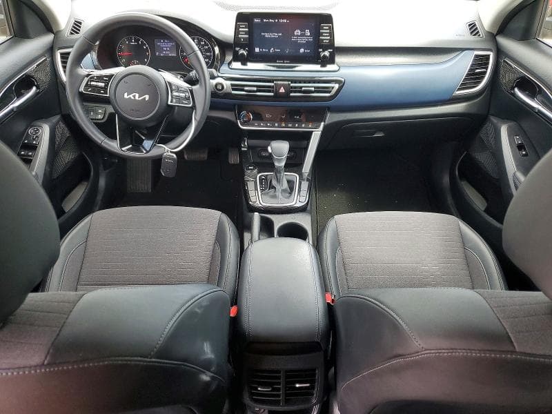 2023 KIA SELTOS S 8
