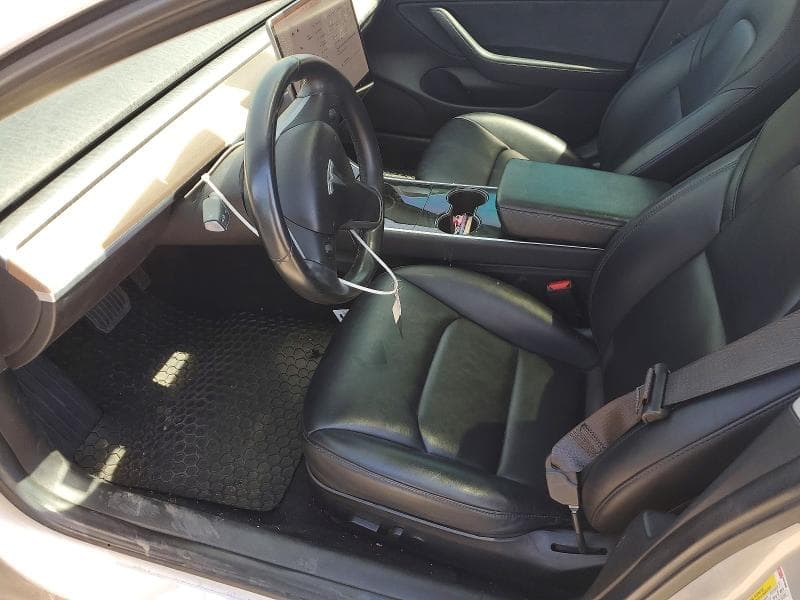 2018 TESLA MODEL 3 7