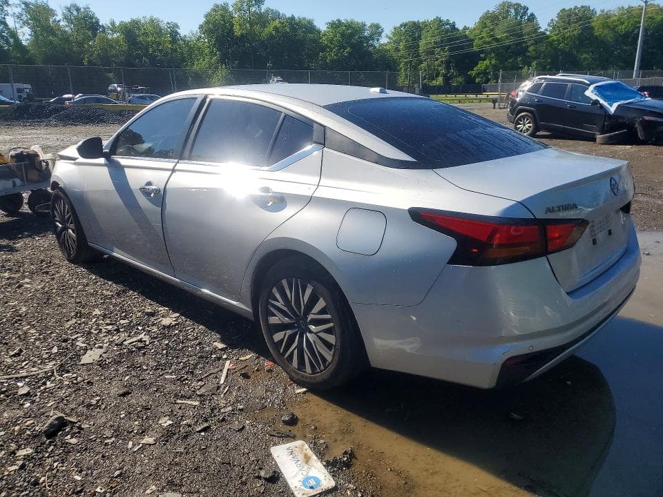 2023 NISSAN ALTIMA SV 2