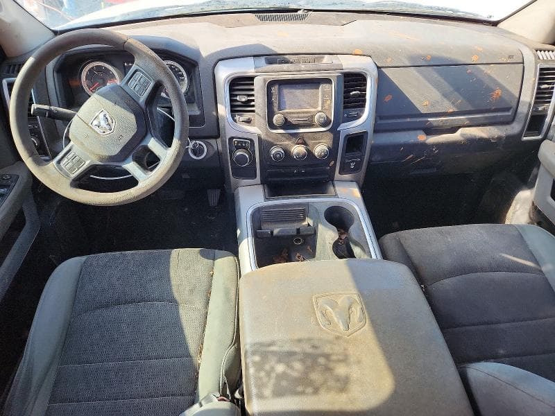 2018 RAM 1500 SLT 5.7L V8 SLT 9