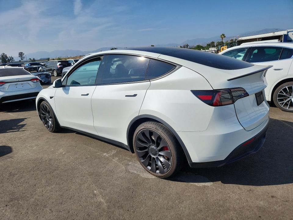 2023 TESLA MODEL Y 2