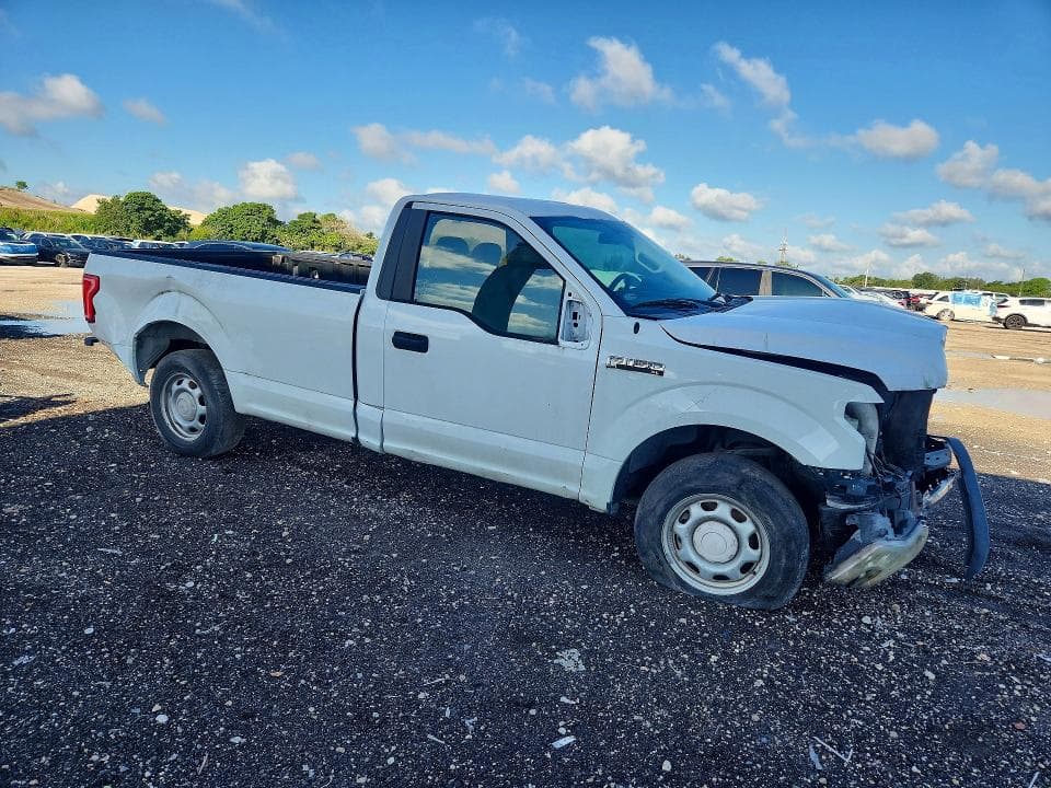 2017 FORD F150 4
