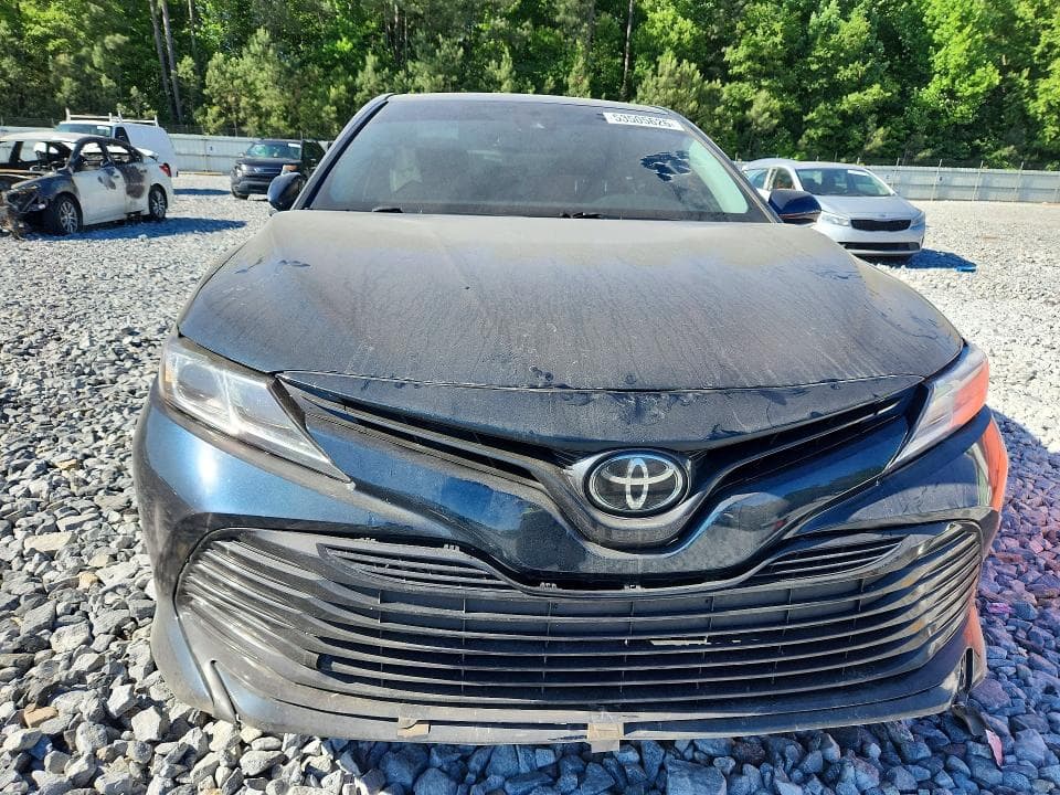 2018 TOYOTA CAMRY LE 5