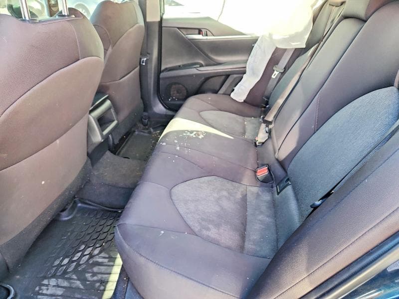 2018 TOYOTA CAMRY LE 10