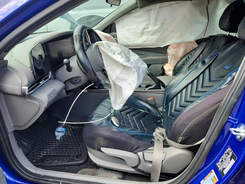 2024 HYUNDAI ELANTRA SEL SEL 7