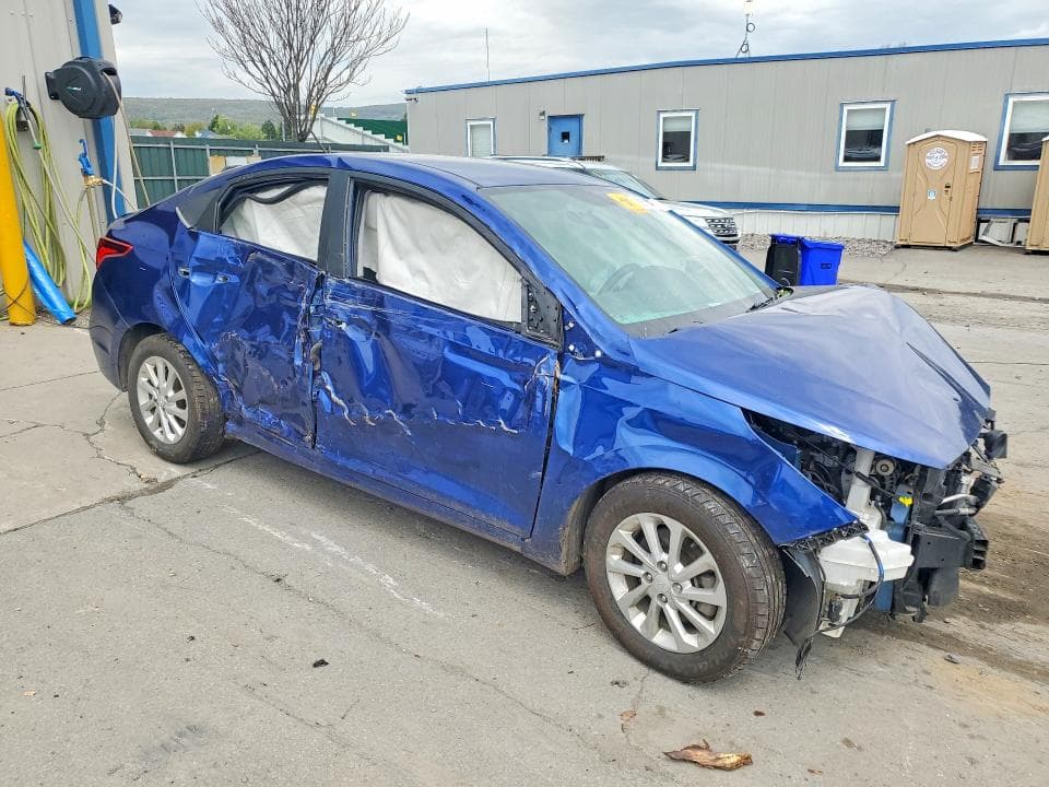 2022 HYUNDAI ACCENT SEL 4