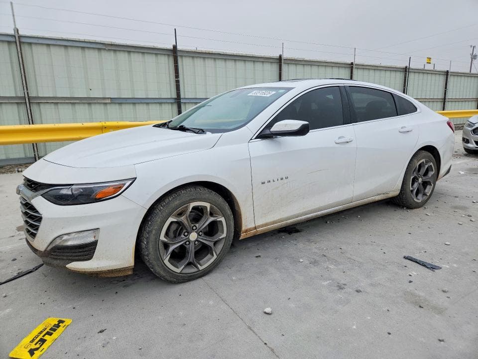 2021 CHEVROLET MALIBU LT - 1