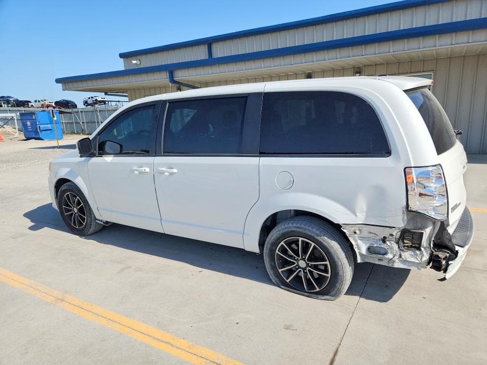 2018 DODGE GRAND CARAVAN GT 2