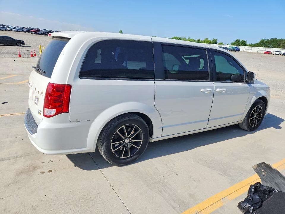 2018 DODGE GRAND CARAVAN GT 3