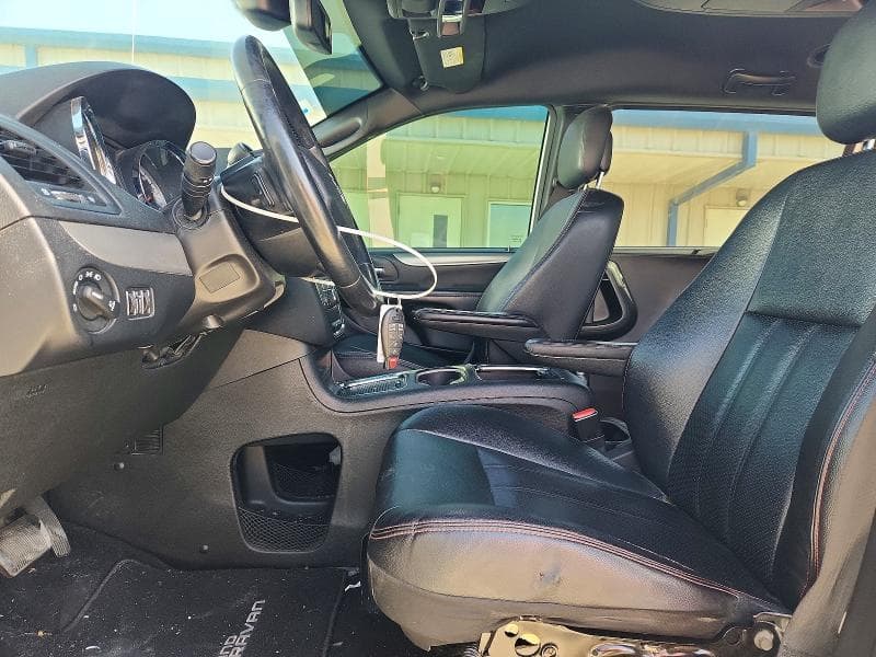 2018 DODGE GRAND CARAVAN GT 7