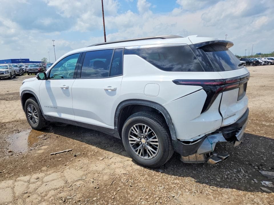 2024 CHEVROLET TRAVERSE LT 2