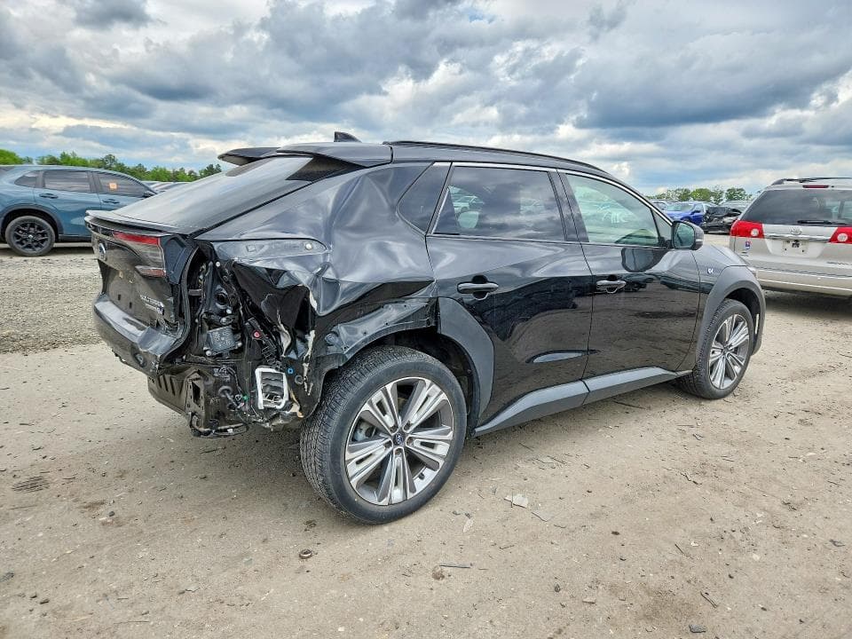 2023 SUBARU SOLTERRA 3