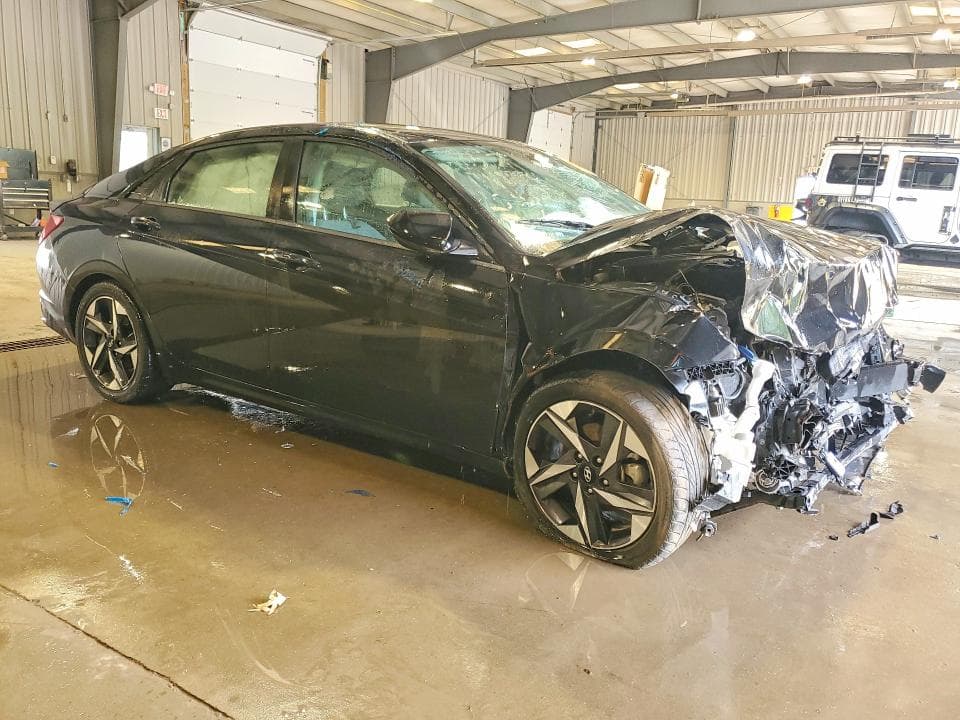 2023 HYUNDAI ELANTRA SEL 4