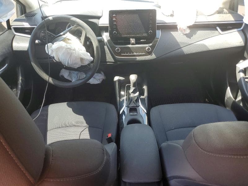 2021 TOYOTA COROLLA LE 8