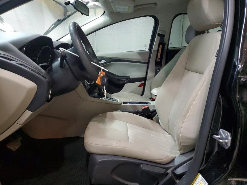 2017 FORD FOCUS SE 7