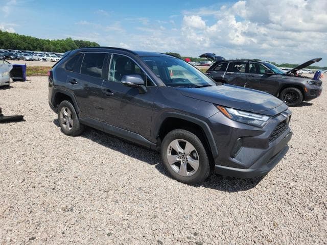 2022 TOYOTA RAV4 XLE XLE 4