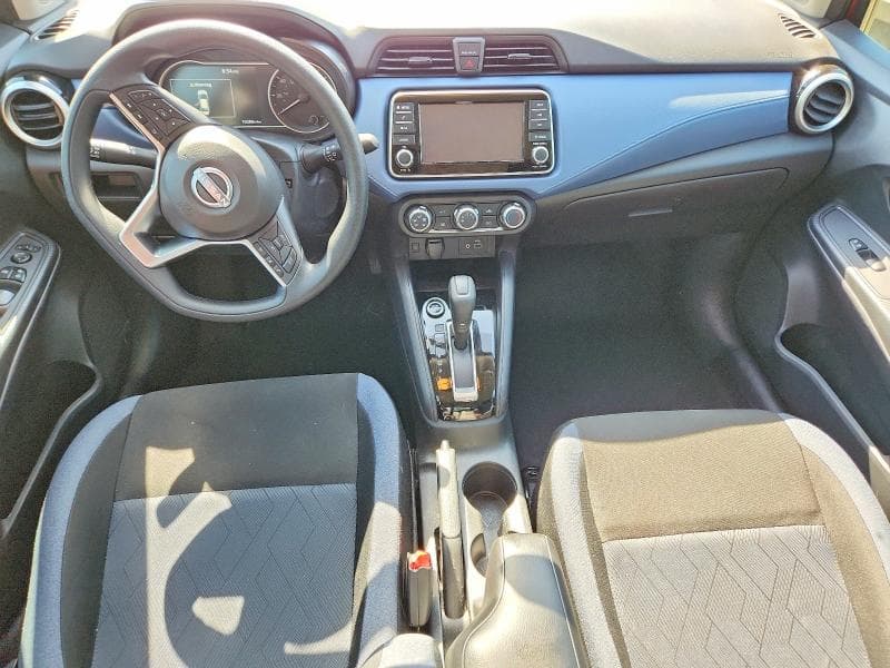 2025 NISSAN VERSA SV SV 8