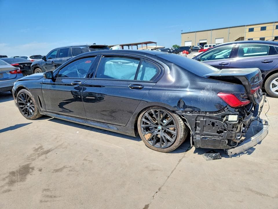 2022 BMW 750 XI 2