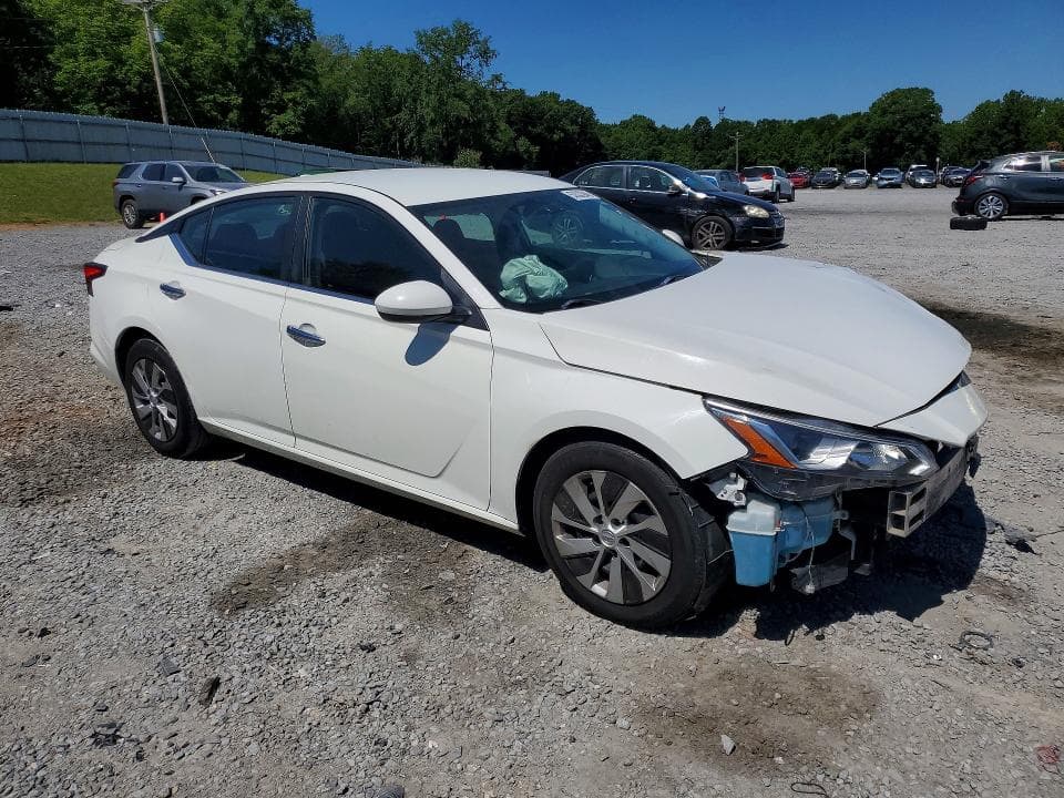 2019 NISSAN ALTIMA S 4