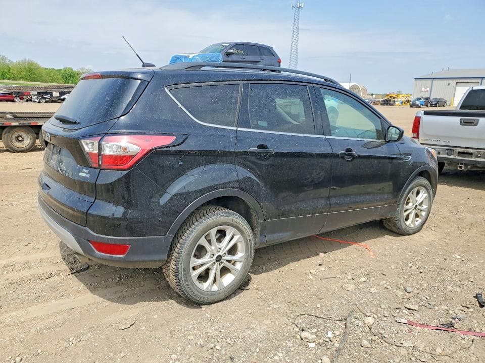 2018 FORD ESCAPE SE 3