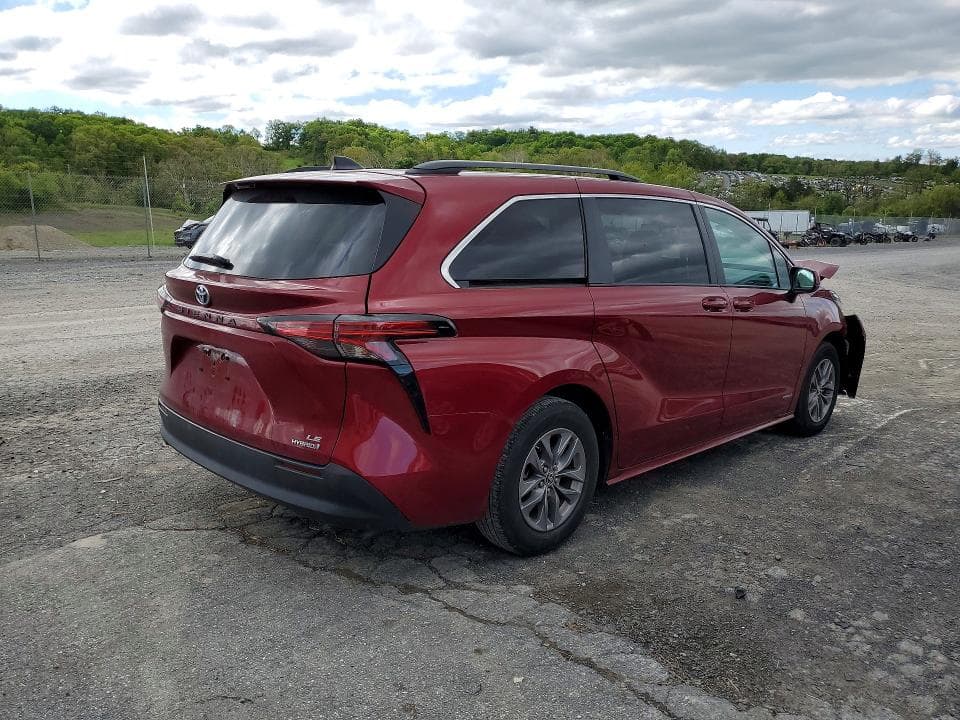 2021 TOYOTA SIENNA LE 3
