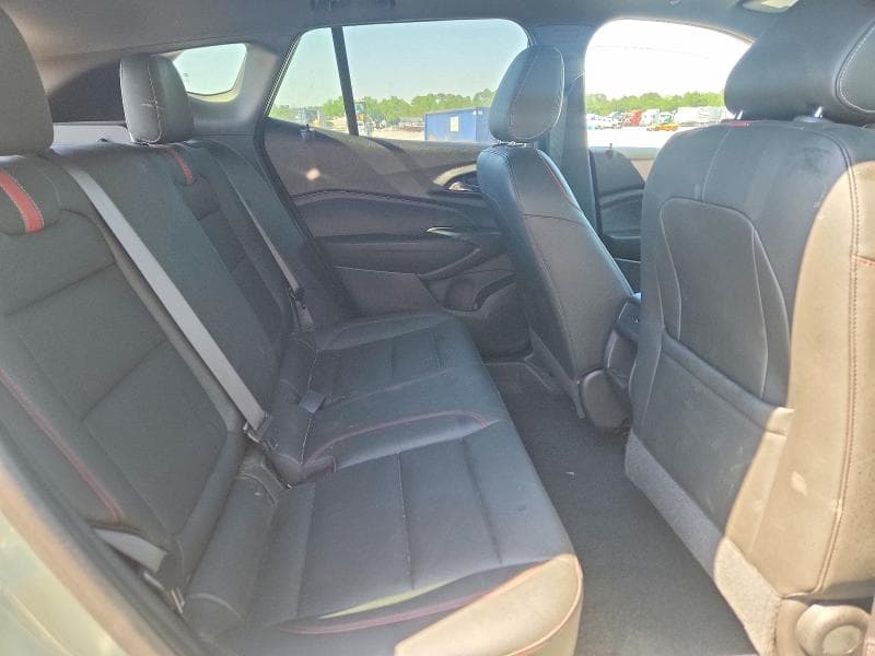2024 CHEVROLET TRAX 2RS 11