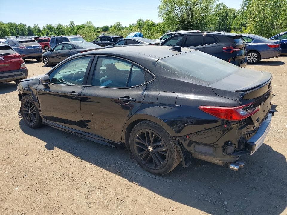 2025 TOYOTA CAMRY SE 2